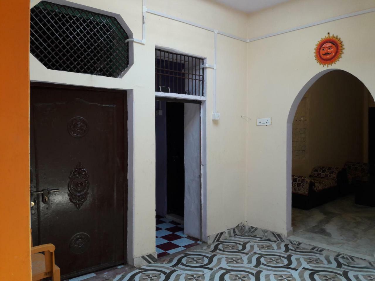 Mother Hostel Varanasi Exterior foto
